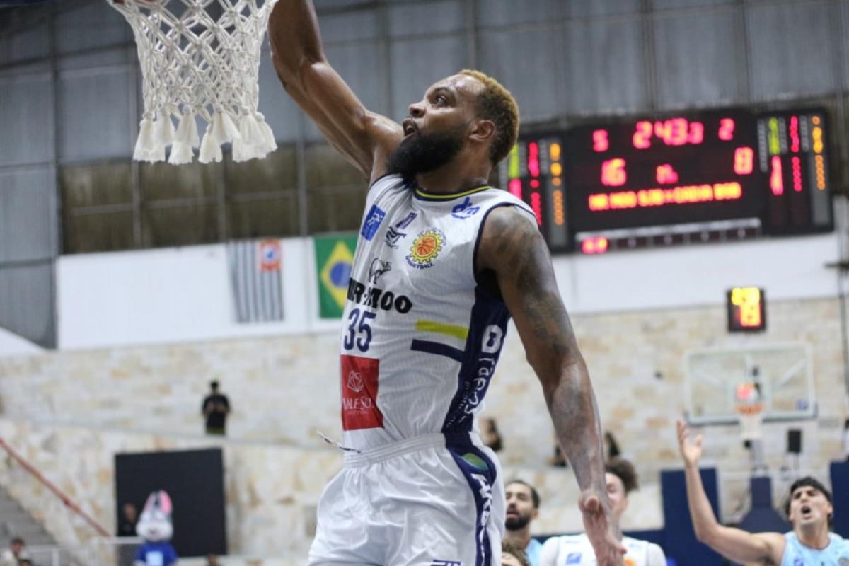 São José Basket recebe o Rio Claro e tenta se manter no G-8