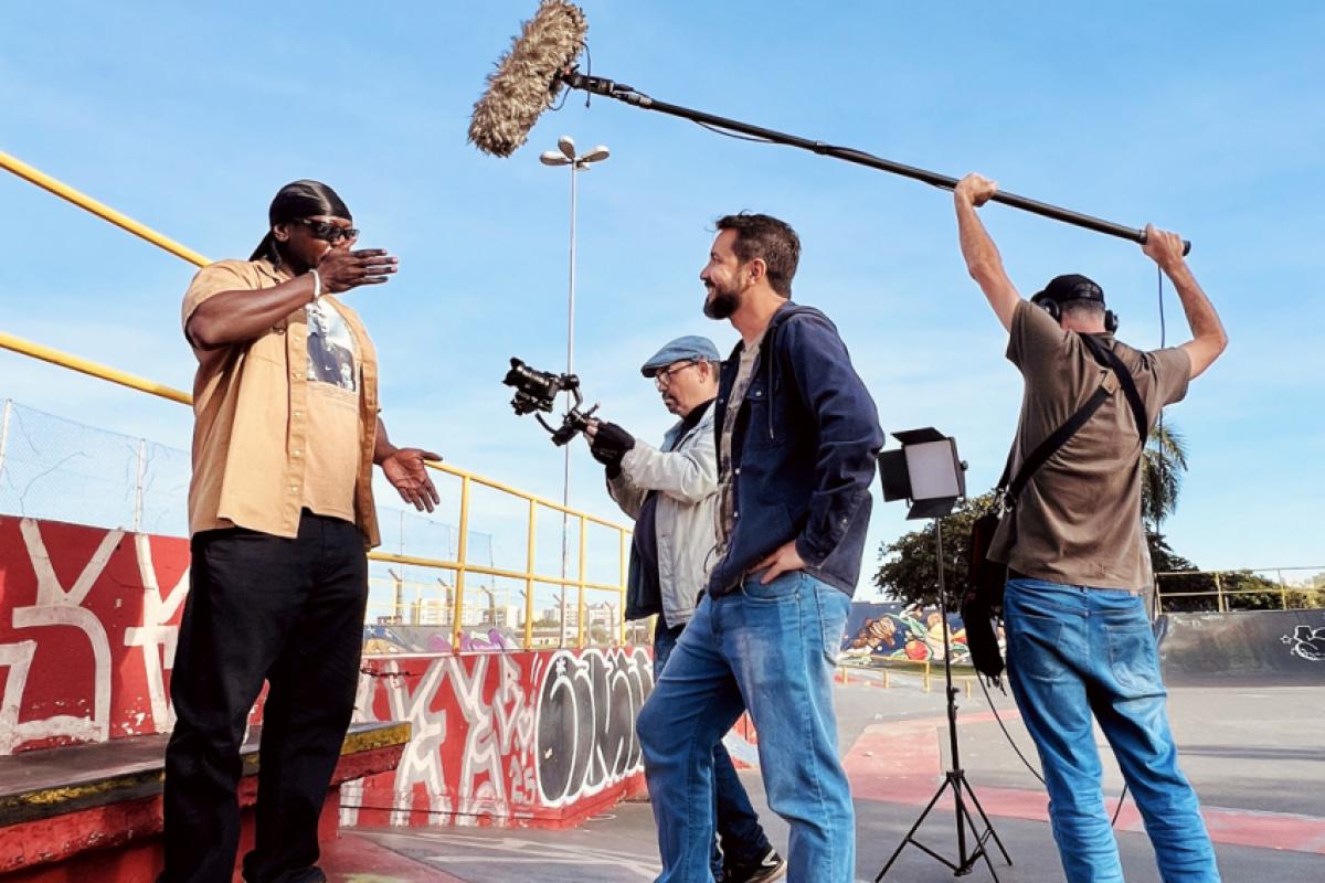 Rene Lopez entrevista Dom Black (equipe: Alexsandro Belote na câmera e Bruno Bergamo na captação de som)