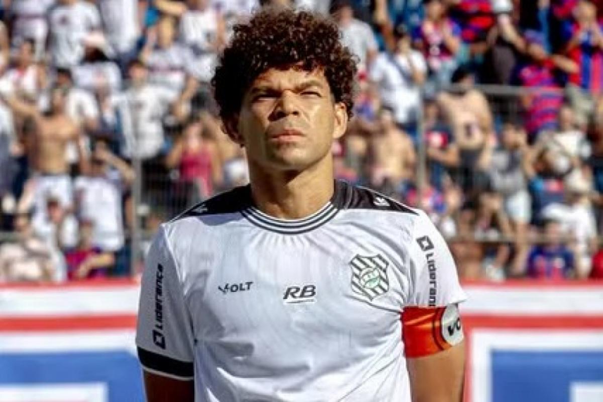 Nesta temporada, Camilo atuou pelo Figueirense e Botafogo-PB