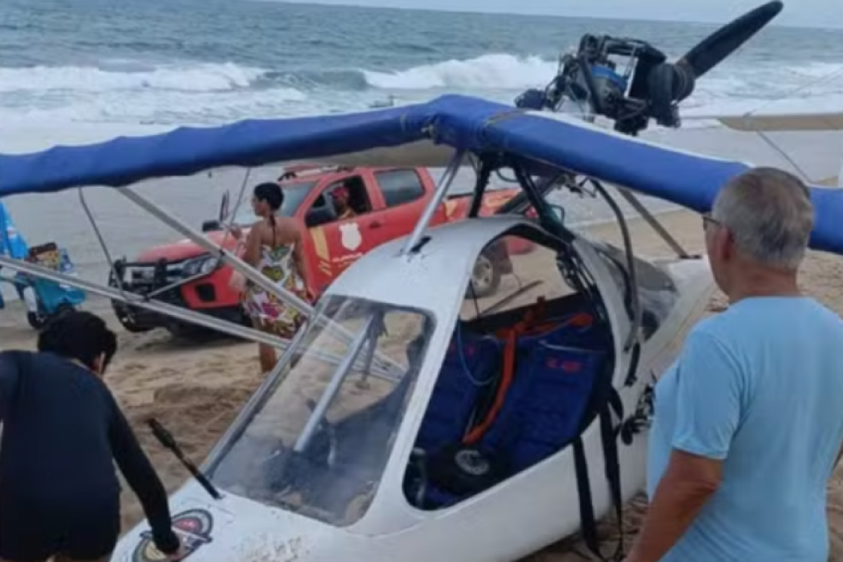 Durante o trajeto, o prefeito percebeu que havia um problema na aeronave.