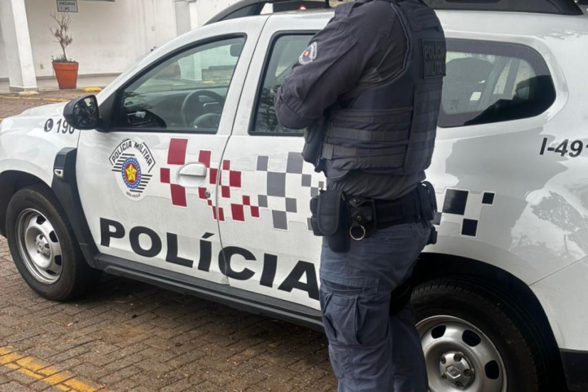 Os PMs precisaram usar força física para conter o marido