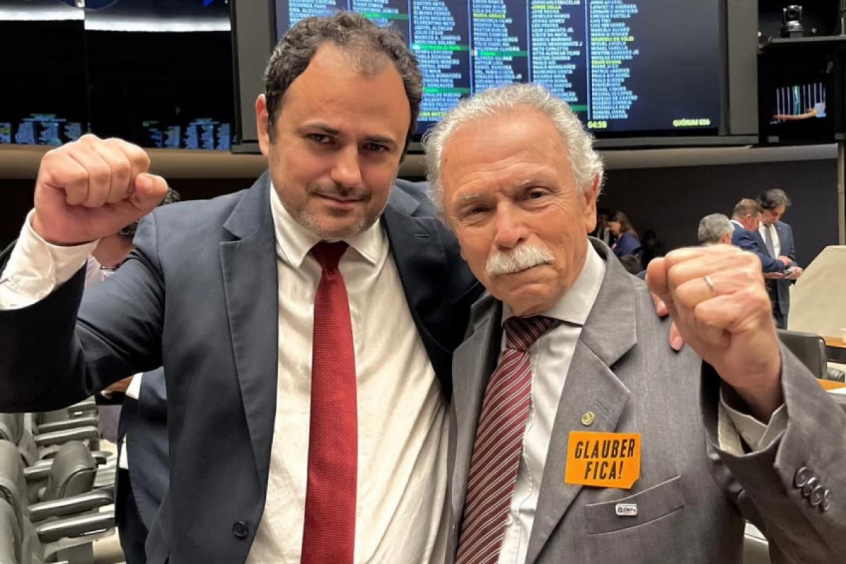 Deputados federais  Glauber Braga (esq.) e  Ricardo Galvão