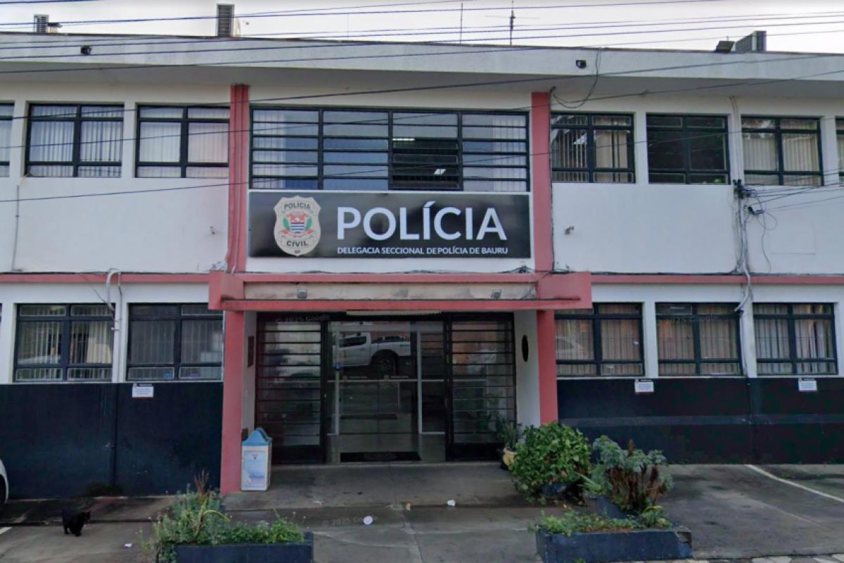 Sede da Delegacia de Polícia Civil Seccional, na rua Bandeirantes, no Centro