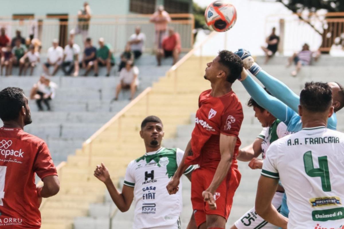 Jogo da Francana no Lanchão: equipe estreia em casa em 2026