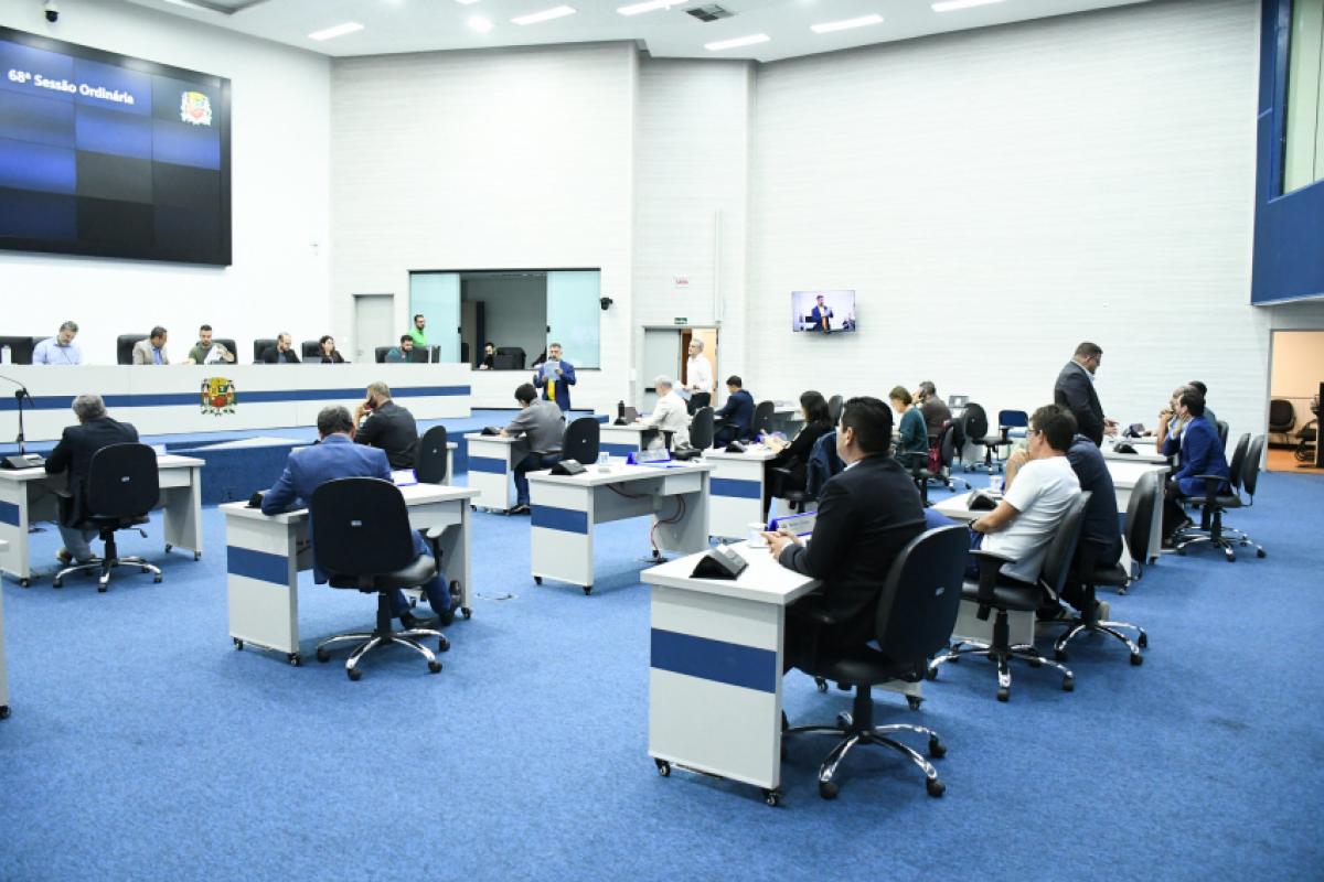 Projeto da oposição foi arquivado após receber pareceres contrários de comissões dominadas por vereadores aliados ao prefeito Anderson Farias