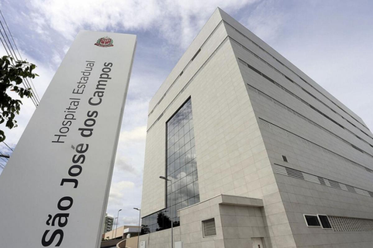 Menina está internada