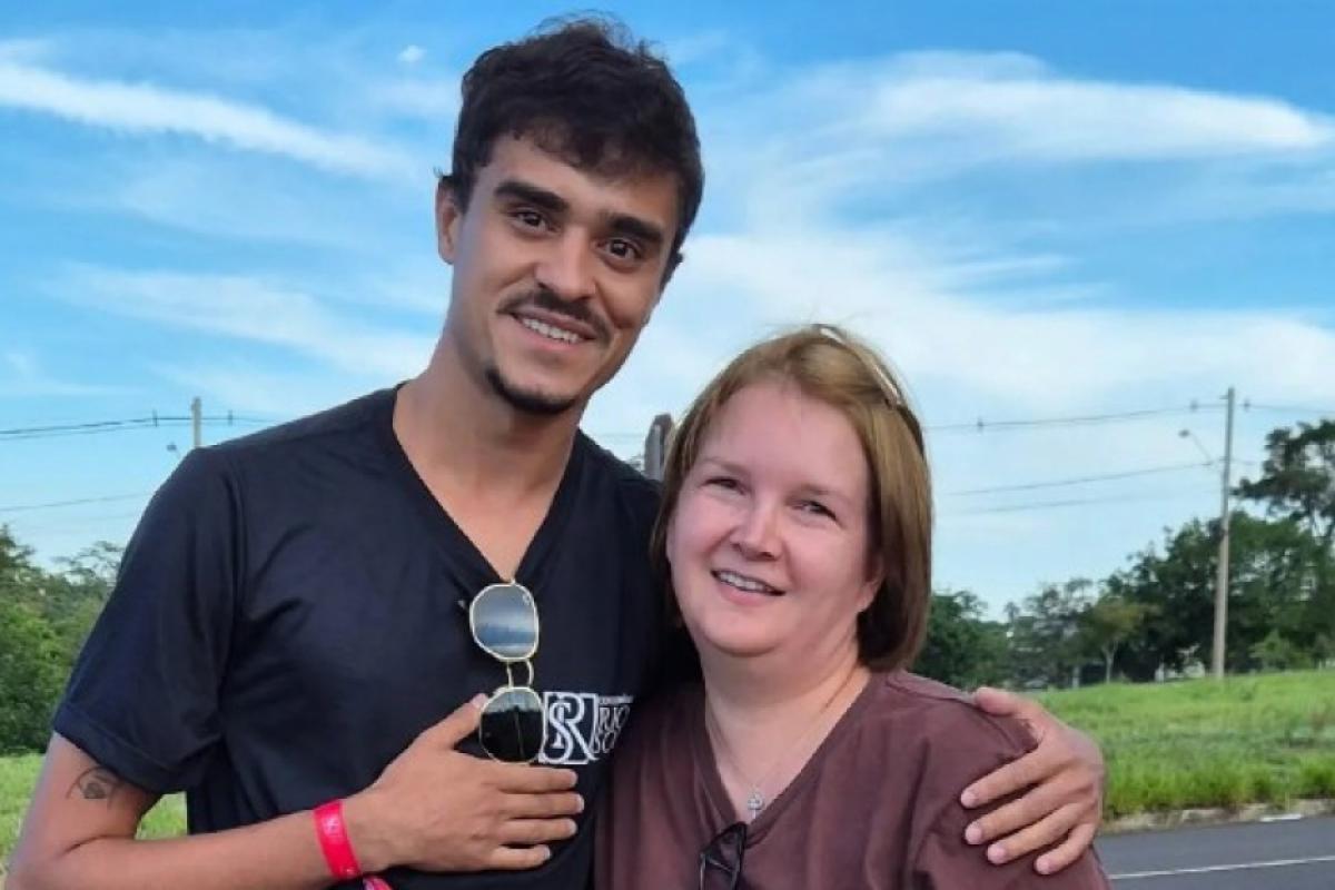 Na web, internautas dividiram opinião sobre a 'idolatria' envolvendo a ex-detenta