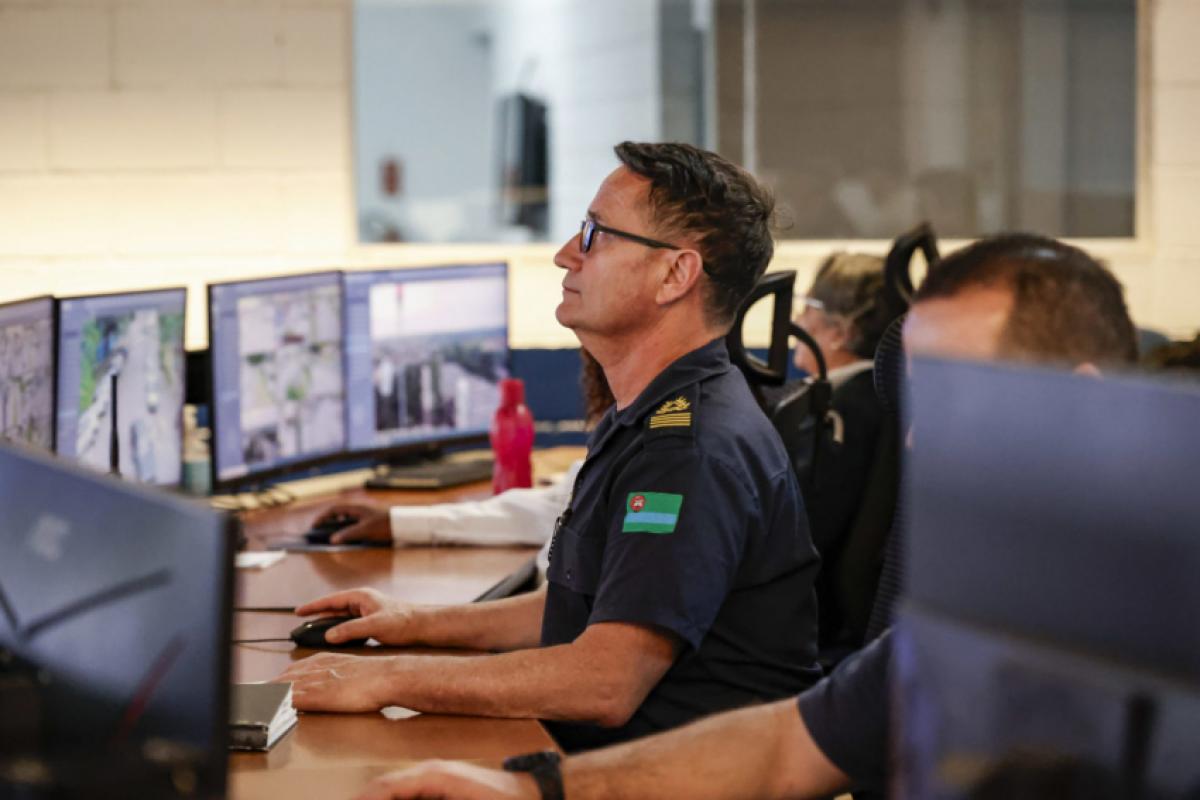 Serviços essenciais, como os de segurança e pronto atendimento de saúde, continuam funcionando durante o período