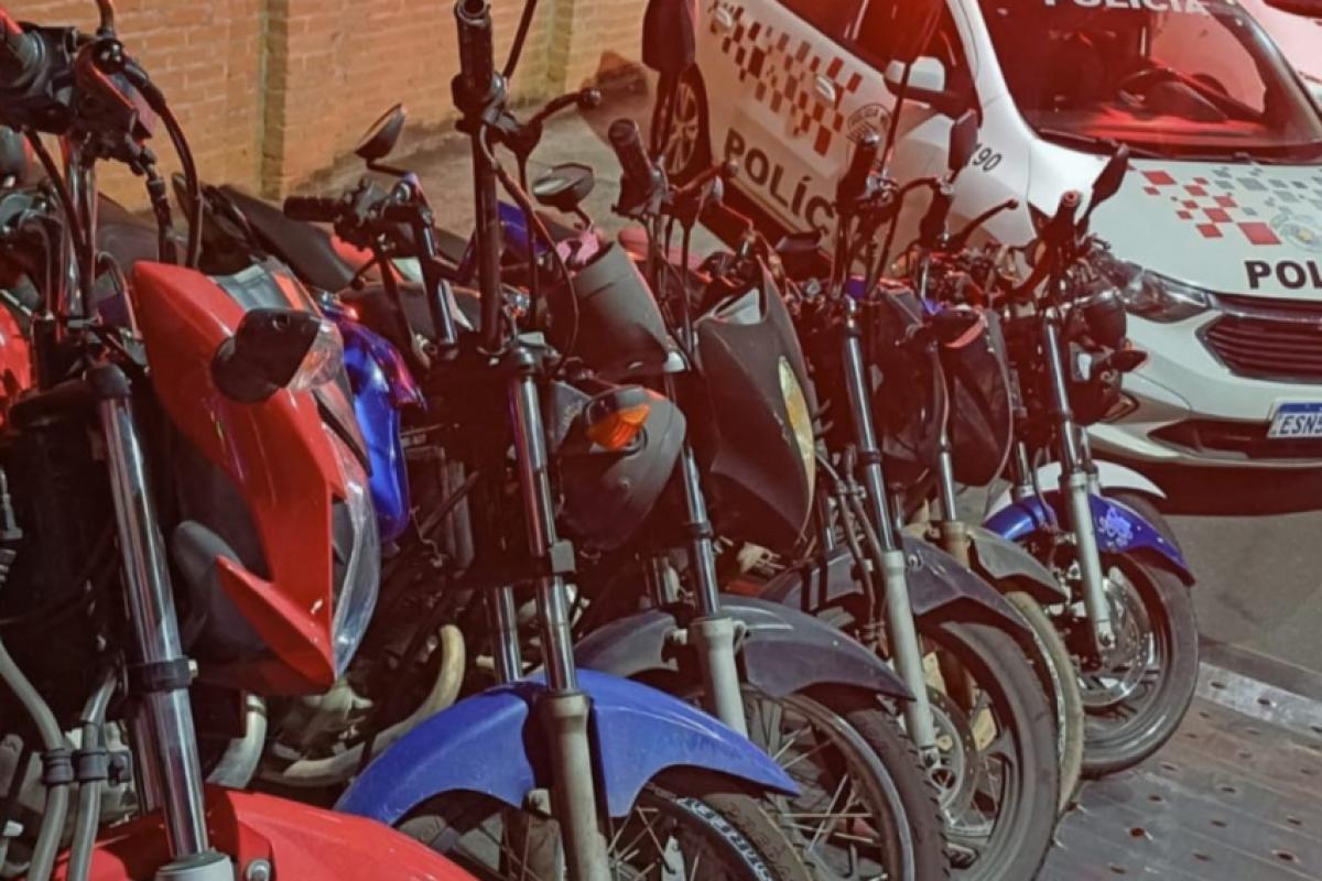Motos apreendidas em operação da Polícia Militar