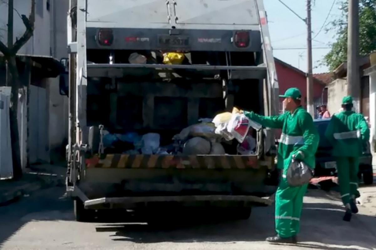 Previsão inicial era de que valor médio fosse de R$ 343, mas aprovação de emenda na Câmara reduziu essa projeção; cobrança terá início no ano que vem
