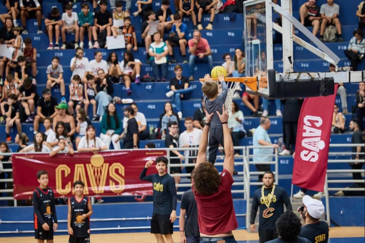 Evento promovido por Cleveland Cavaliers e Anderson Varejão no ginásio Pedrocão, em Franca