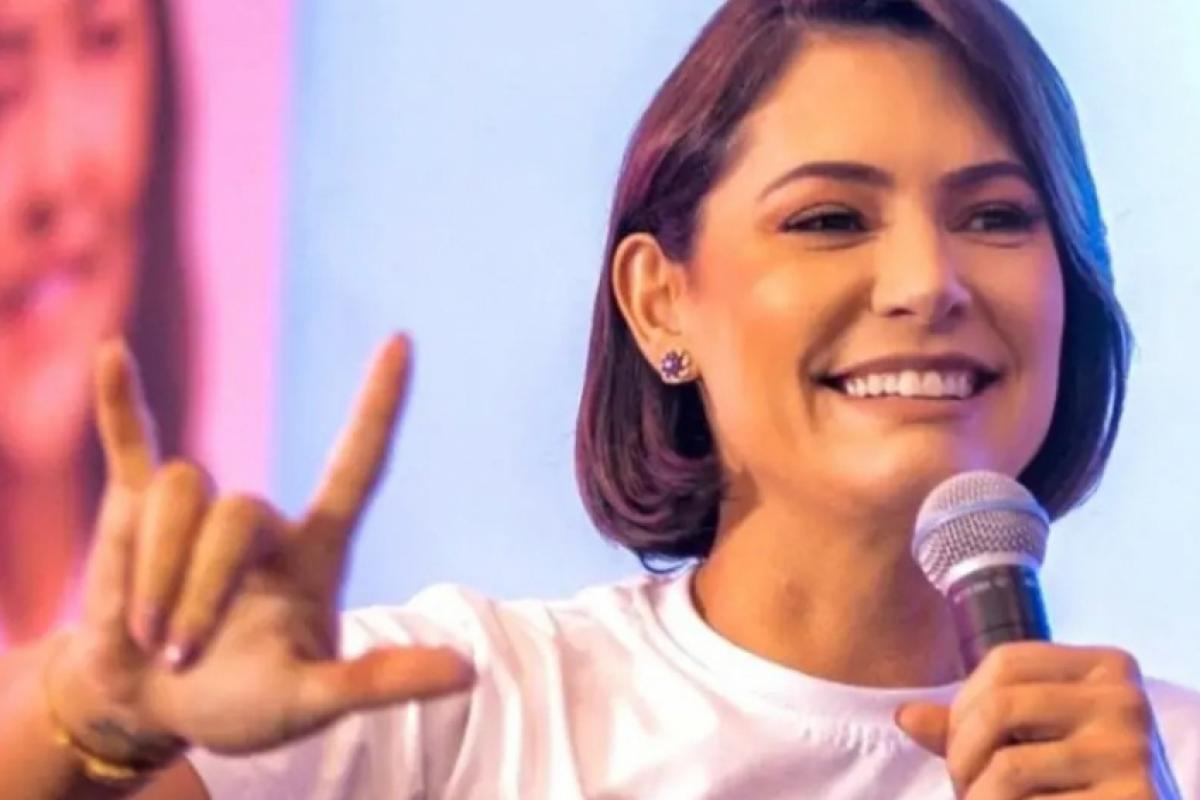 A ex-primeira-dama Michelle Bolsonaro se afastou da Presidência do PL Mulher