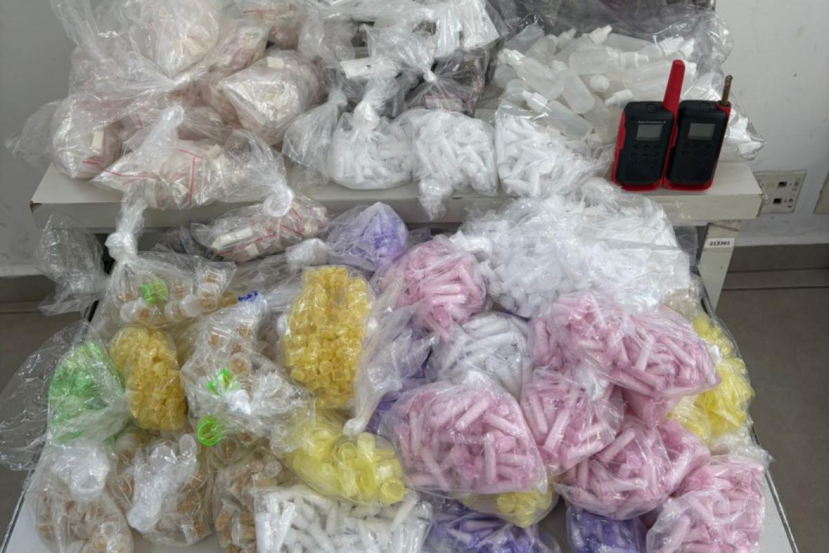 A droga foi apresentada na Central de Flagrantes para registro da ocorrência