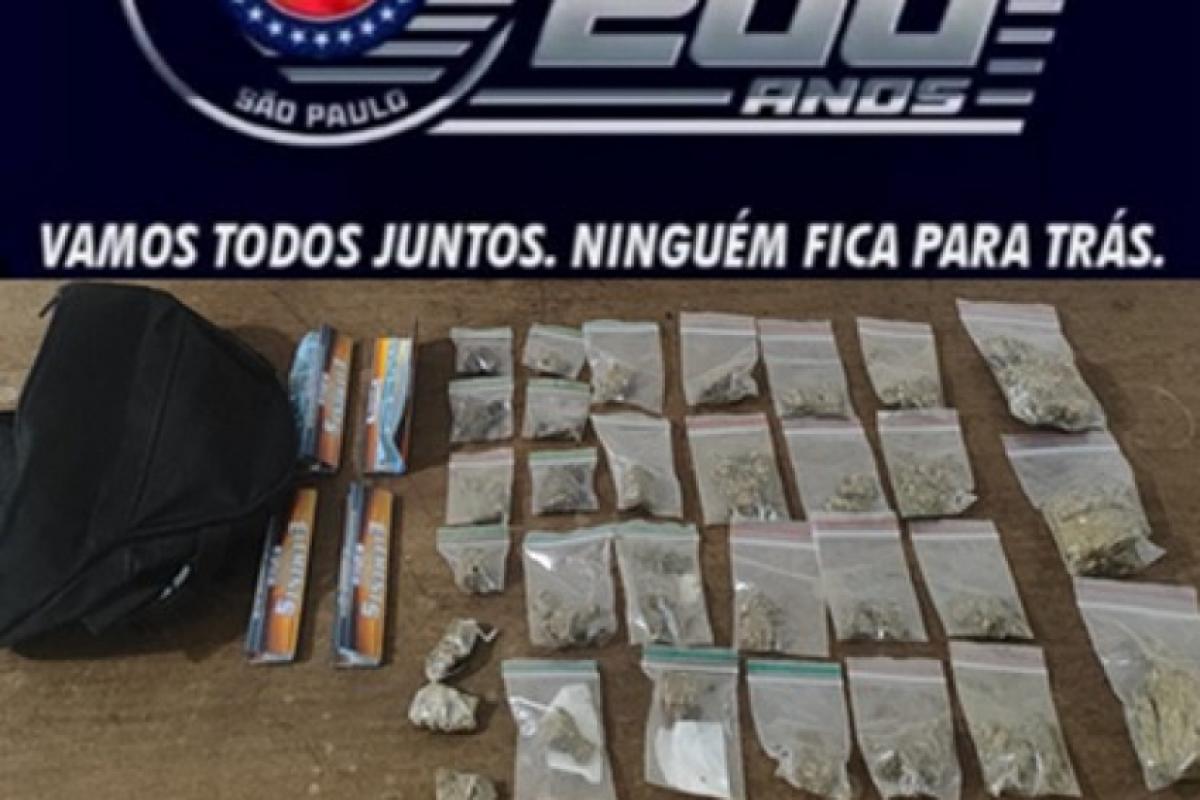 Polícia Militar encontra porções de maconha em residência após duas denúncias anônimas no bairro Rosante