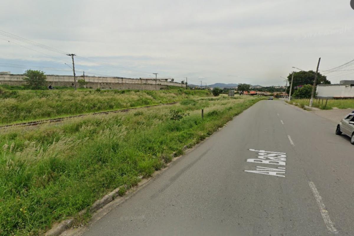 Linha férrea nas proximidades da avenida Basf, onde ocorreu o atropelamento