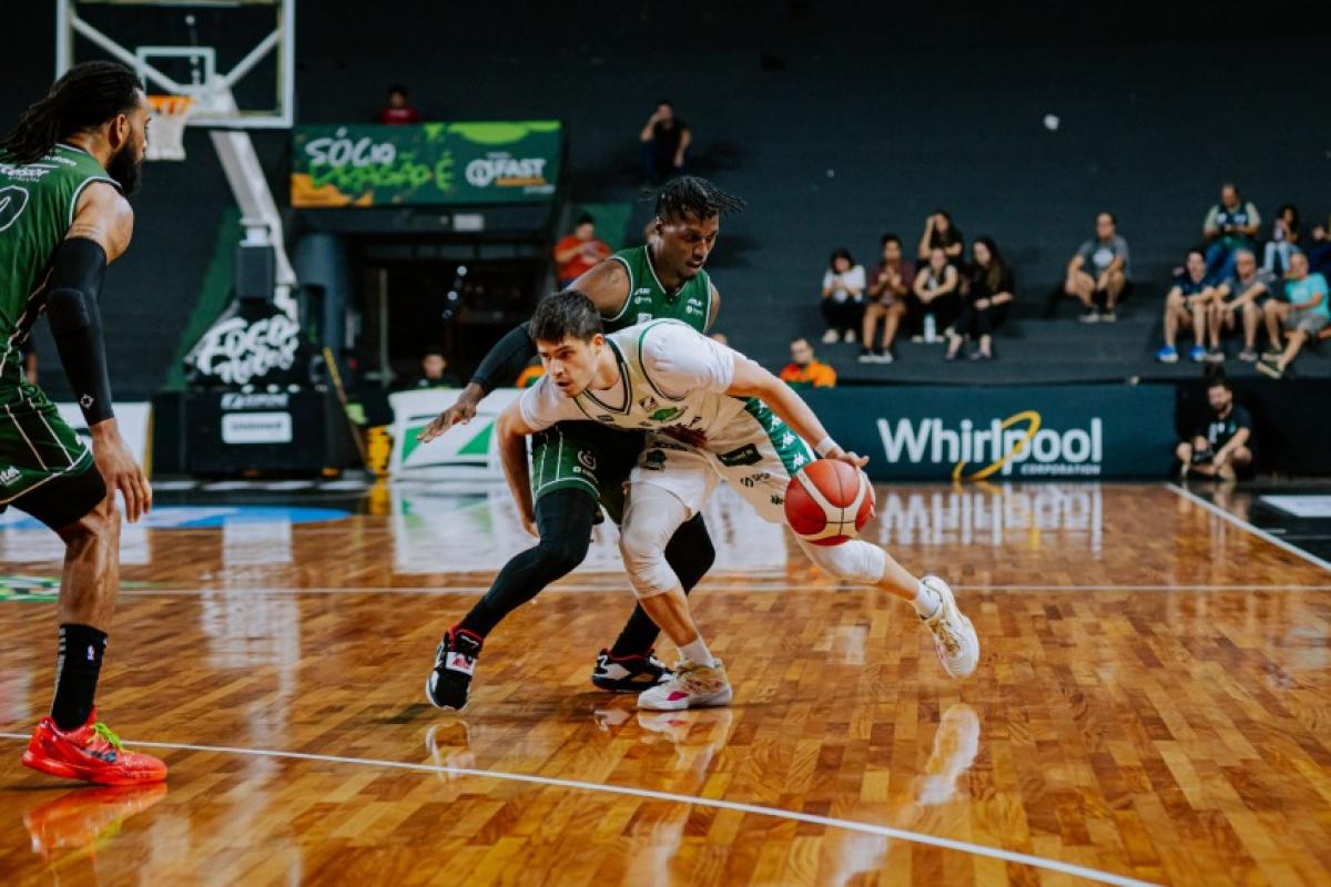 Natural de Santa Cruz do Sul, Vithinho Lersch irá reencontrar sua ex-equipe no duelo desta quarta (21)