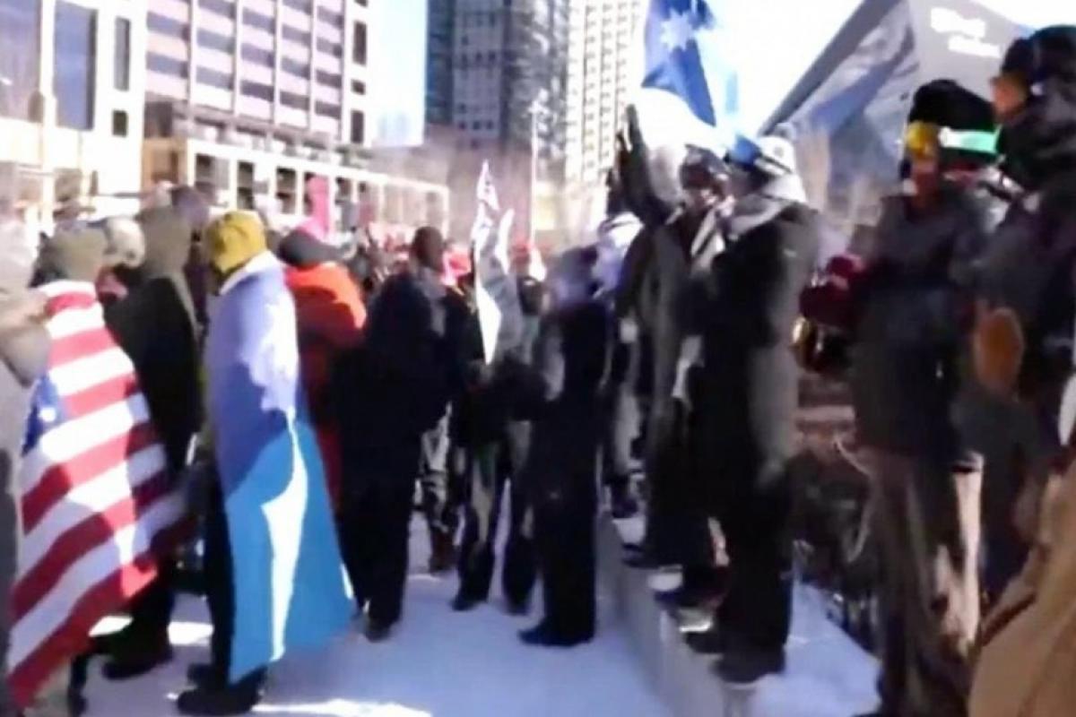 ONU pede investigação sobre abusos de polícia de imigração dos EUA.