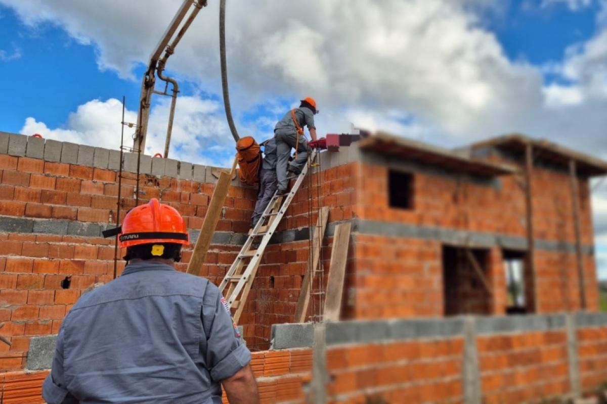 Obra em que o pedreiro estava quando sofreu parada cardíaca no Parque dos Coqueiros, em Franca