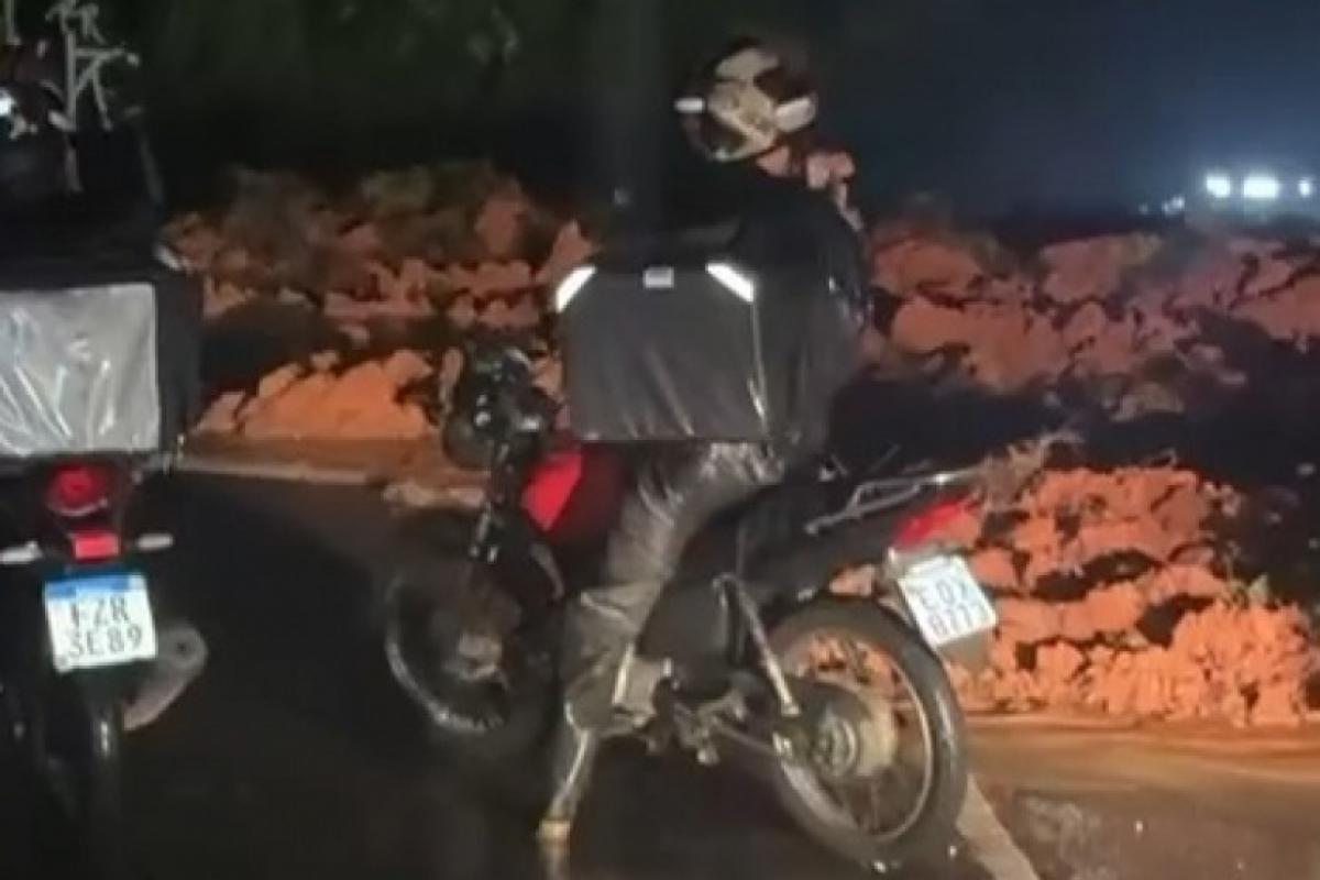 Rodovia ficou fechada