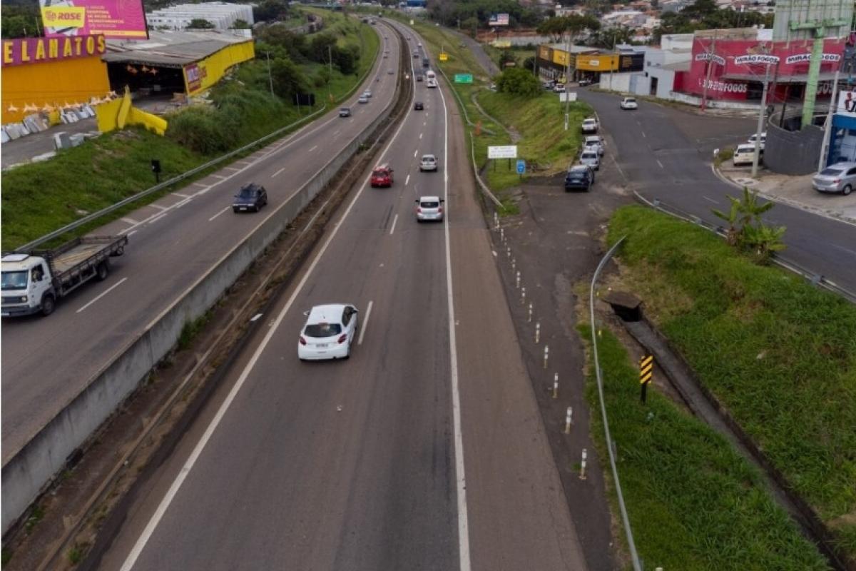 Motoristas vão usar um desvio alternativo