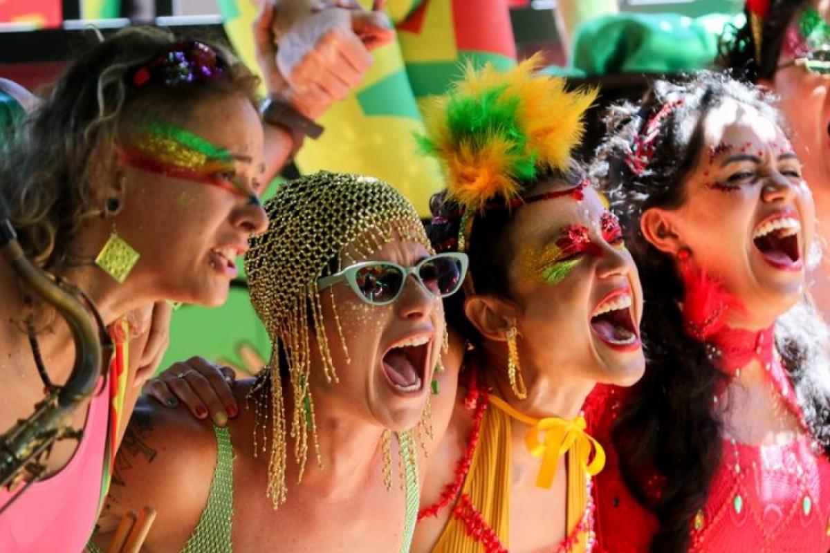 Pesquisa aponta que 80% das mulheres temem assédio no Carnaval 