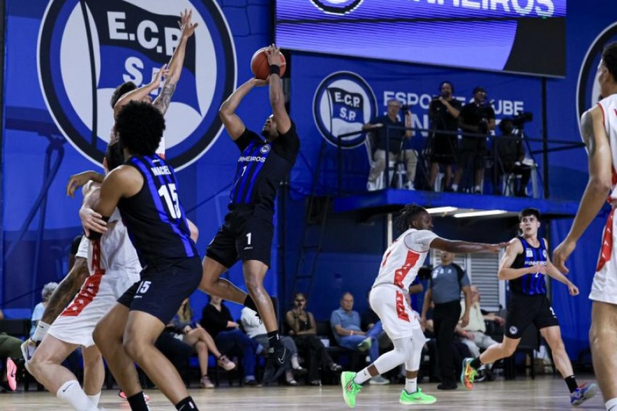 Nesta parada para a Data-FIBA, o líder é o Pinheiros, com mais de 80% de aproveitamento