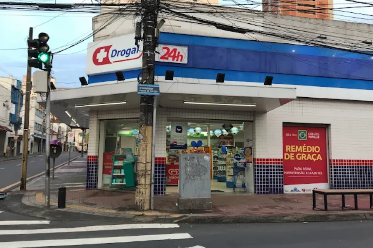 Piracicaba tem farmácias que funcionam 24 horas por dia, inclusive aos fins de semana e feriados.