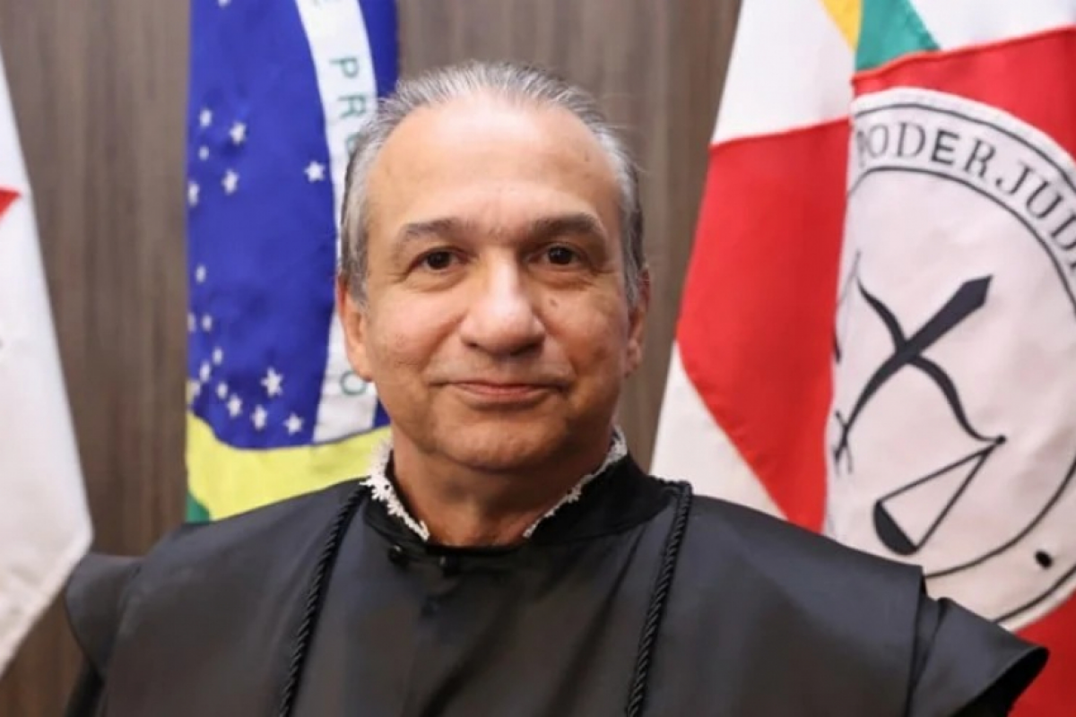 O desembargador Magid Nauef Láuar, do TJ-MG, revogou o acórdão, de sua própria relatoria