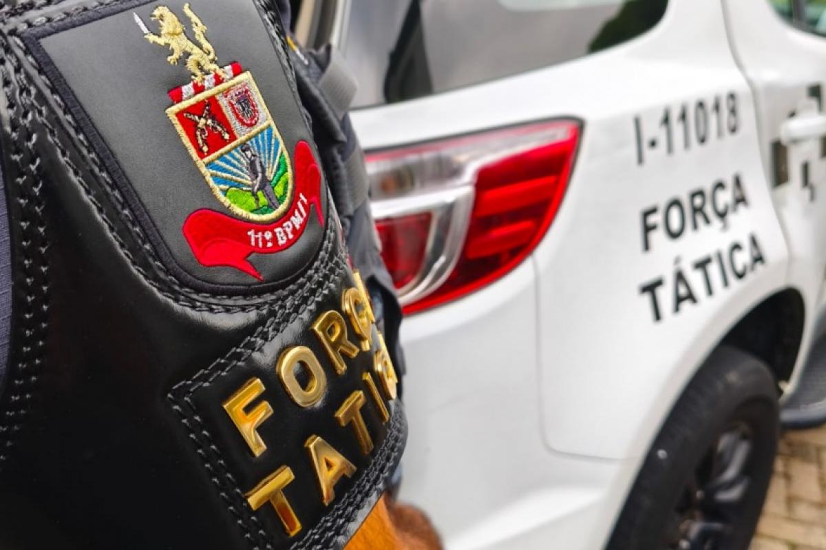 Ele foi conduzido à Central de Flagrantes, onde ficou preso