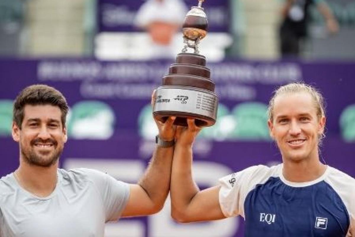 Rafa Matos e Orlando Luz comemoram título do ATP 250 de Buenos Aires