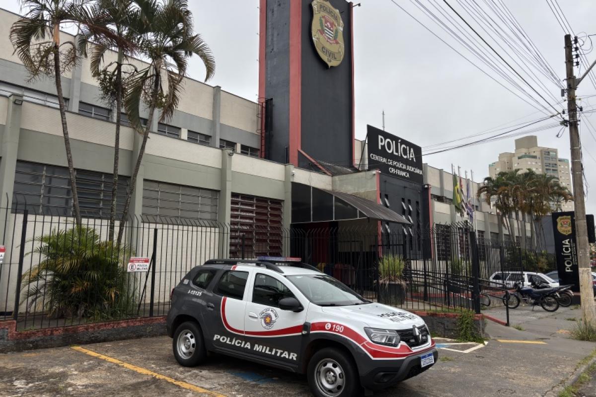 Os policiais militares levaram o acusado à CPJ de Franca