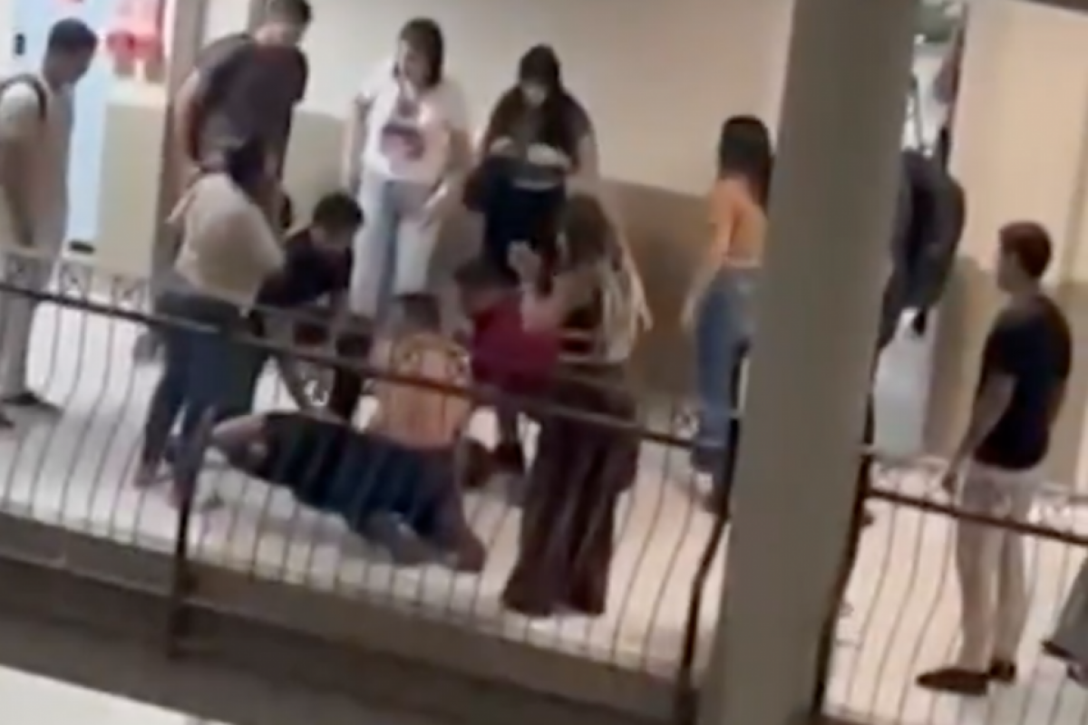 Juliana foi levada ao Hospital João Paulo II, onde morreu horas depois. 