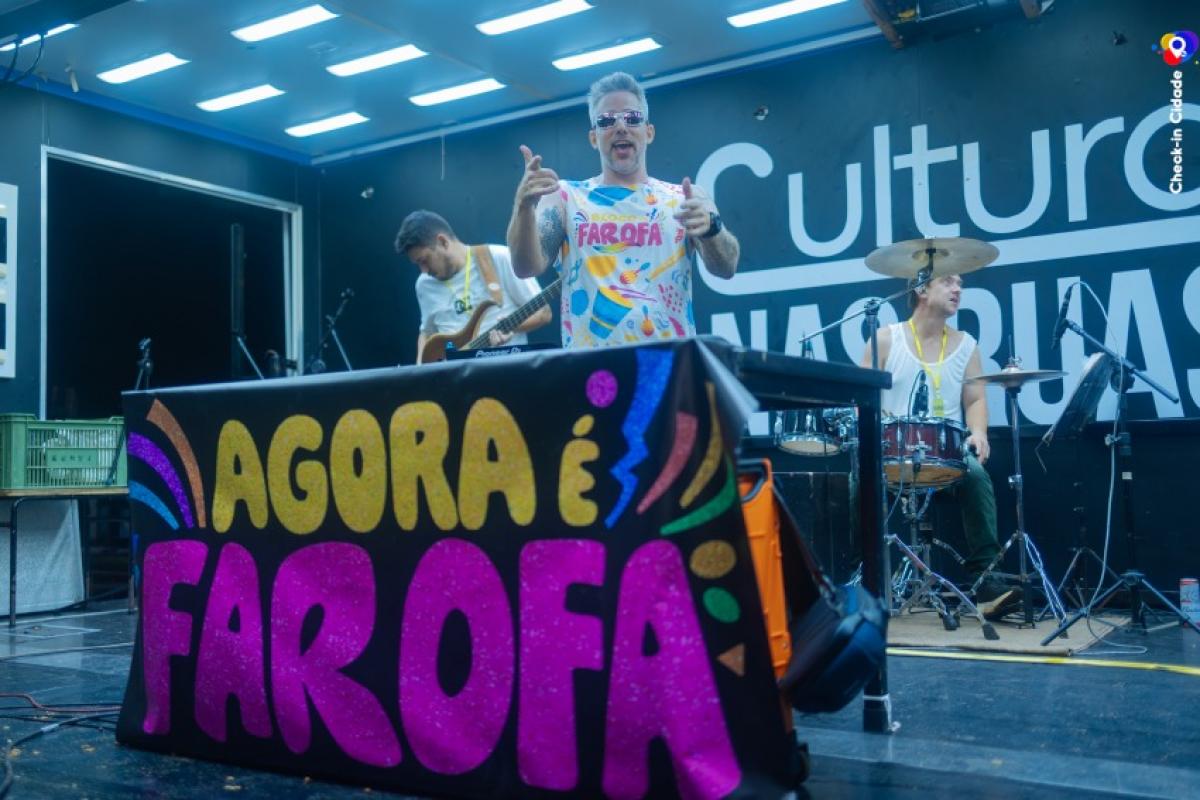 A atmosfera festiva foi garantida por uma programação musical diversificada, comandada pelos DJs Helipa, Sampieri e Theo Aguilera, além da apresentação ao vivo da Banda Doblo