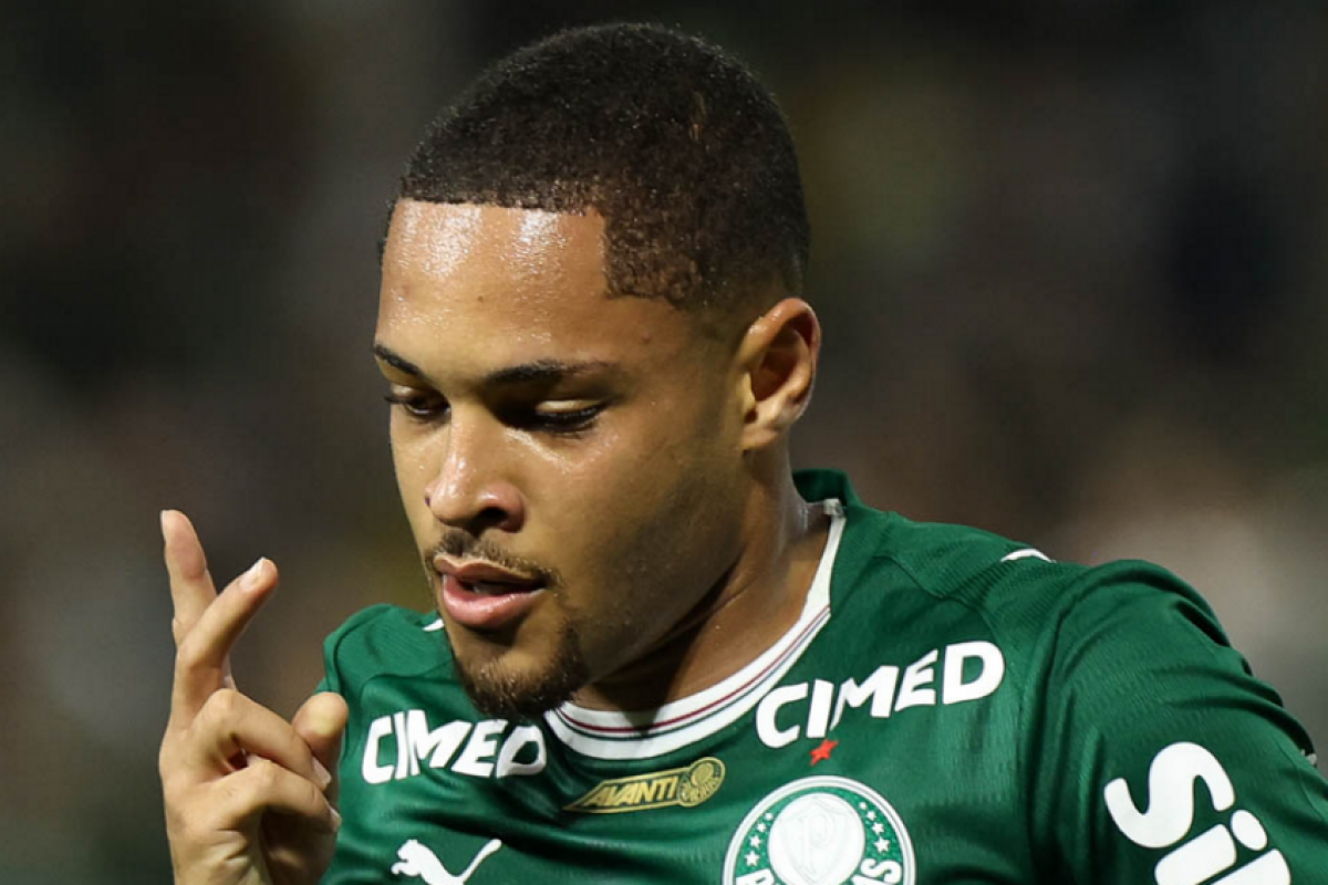 Vitor Roque fez o gol da vitória