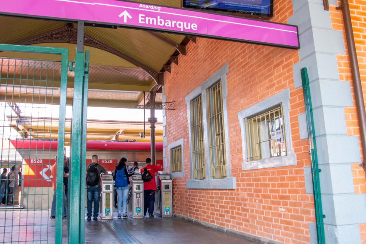 Intervenção de 44 km será executada em 28 meses e integra projeto de ligação ferroviária entre a capital e o interior paulista