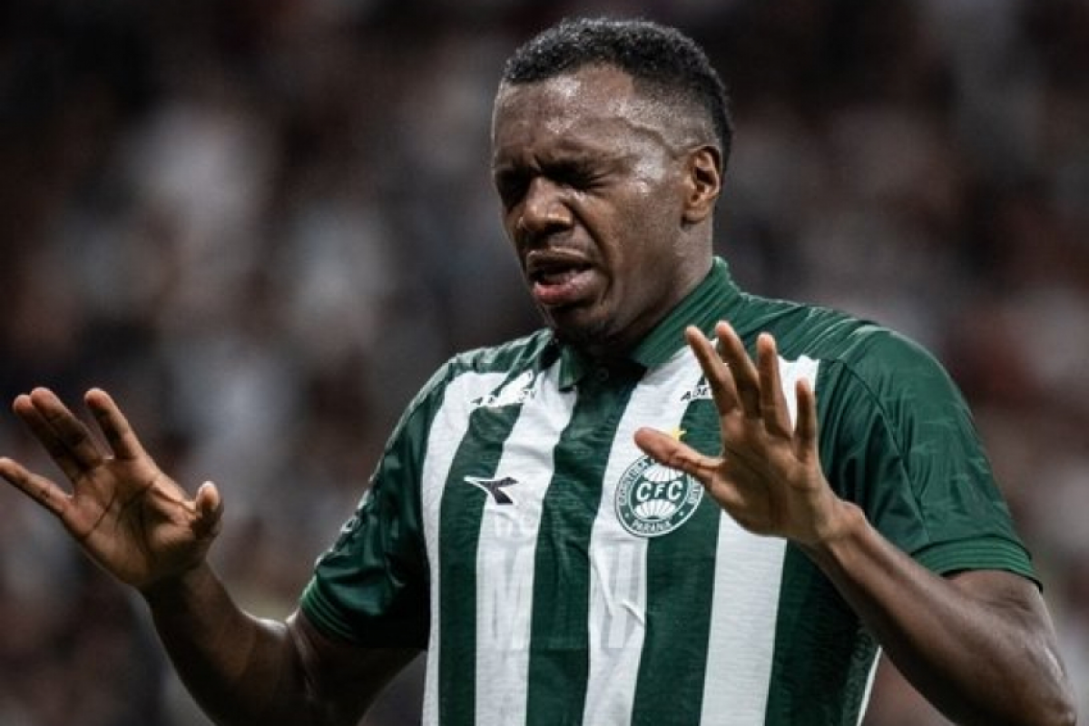 Os gols do Coxa foram marcados por Jacy (foto) e Lucas Ronier