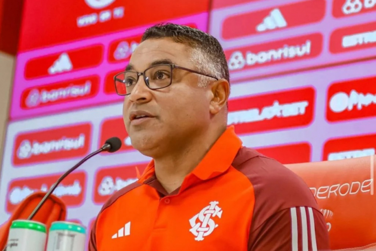 Roger Machado está livre no mercado desde setembro, quando deixou o comando do Internacional