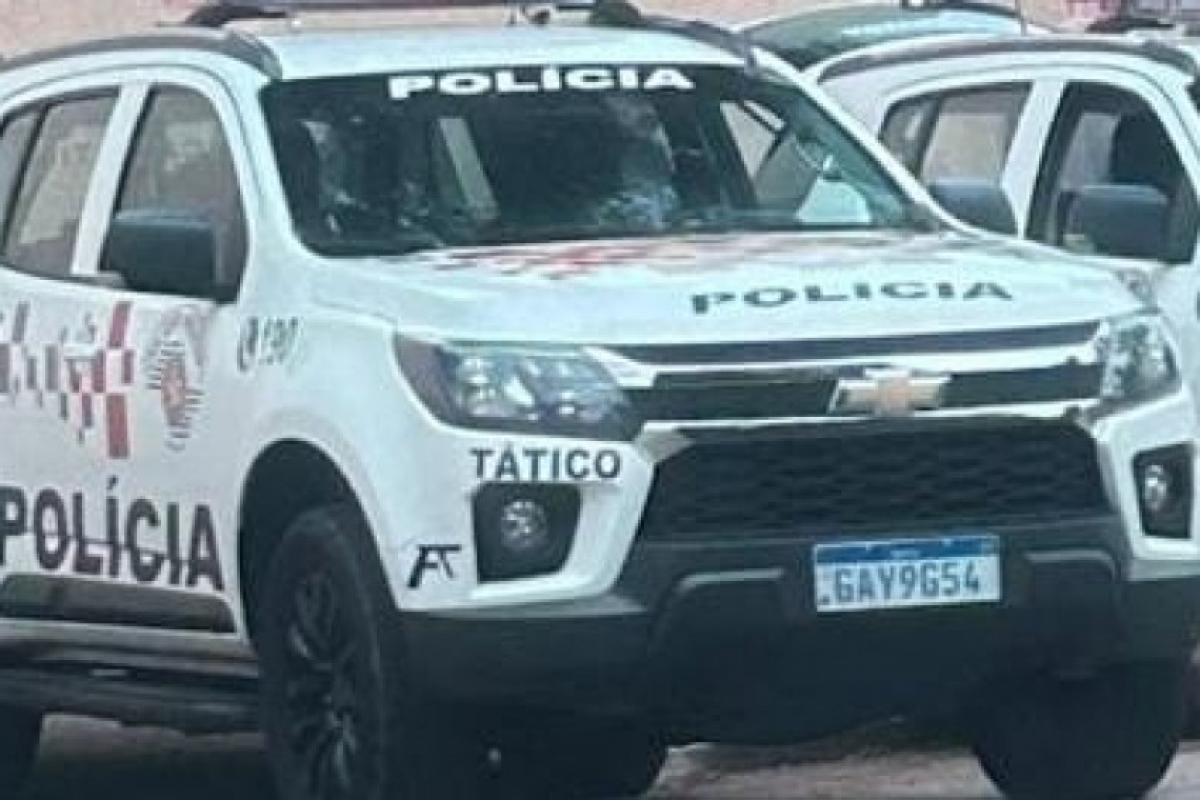 Os policiais conseguiram capturar o procurado pela Justiça