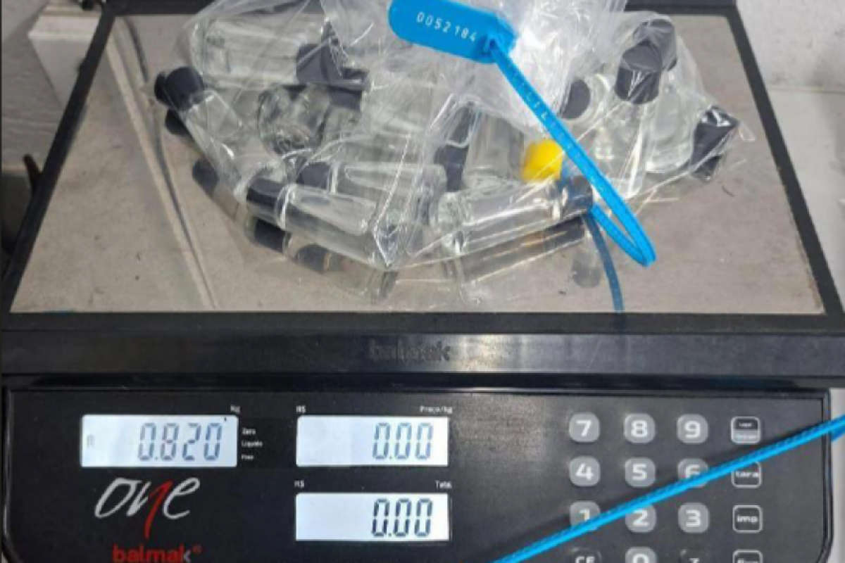 Parte das apreensões no CDHU Cajuru, São José dos Campos