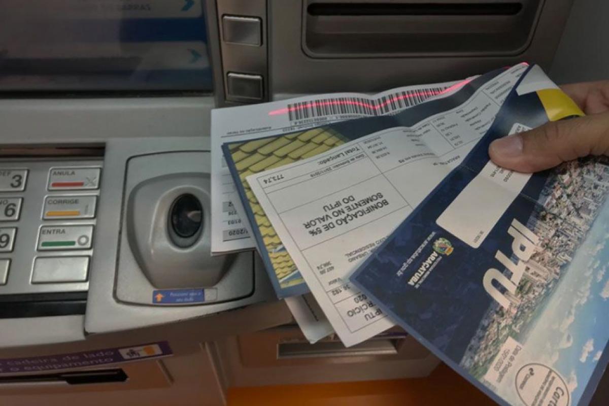 Moradores relatam nas redes sociais que ainda não receberam carnês e vereadores cobram explicações da Prefeitura