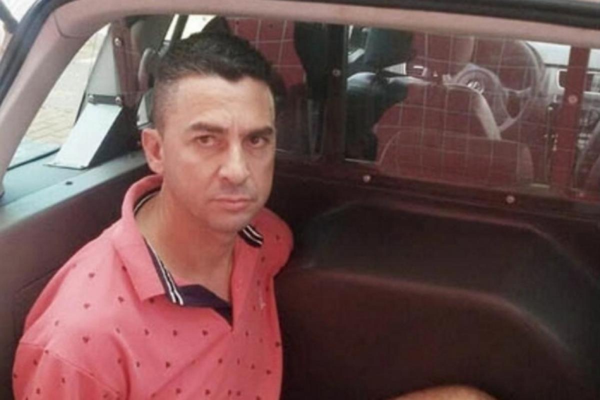 O ex-jogador Reginaldo Rivelino Jandoso, o Piá, 52, foi preso na noite de segunda-feira