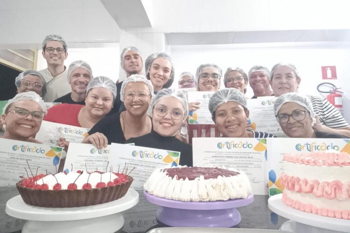 Curso 'Prepare e Venda Bolos e Tortas' oferecido pelo Fussol