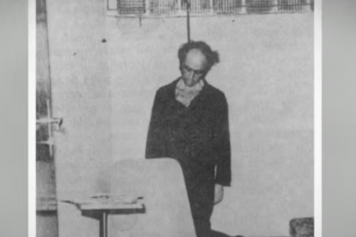  A encenação foi feita em 1975 nas dependências do DOI-Codi, órgão de repressão que funcionava na região central da capital paulista.