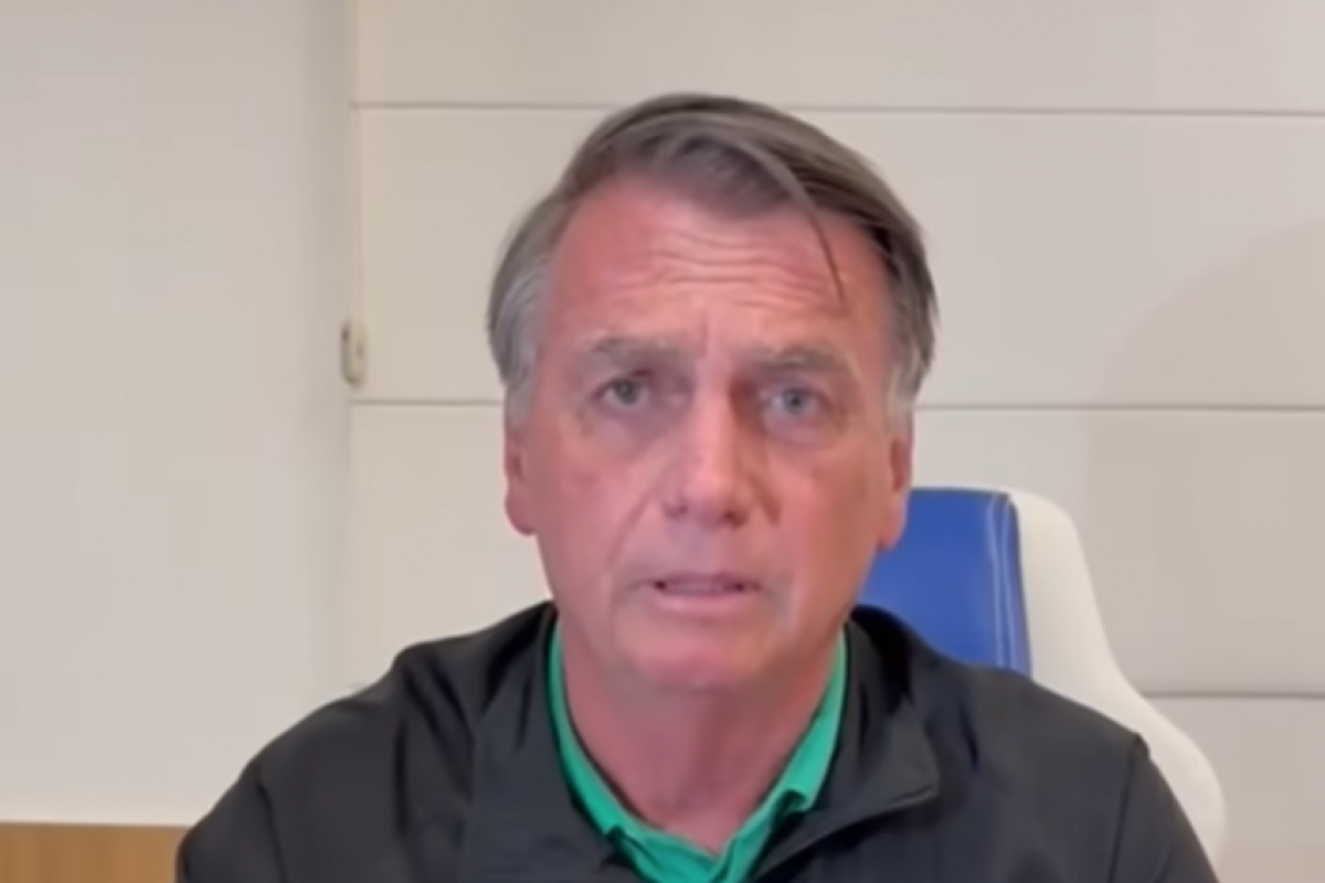 Bolsonaro volta a usar tornozeleira eletrônica durante o período.