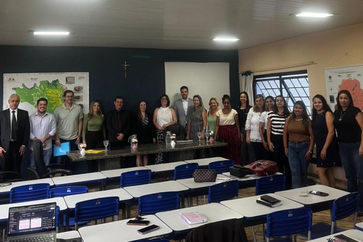 Reunião organizado pelo Ministério Público em Restinga