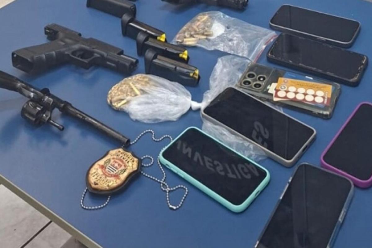 Material apreendido durante a prisão 