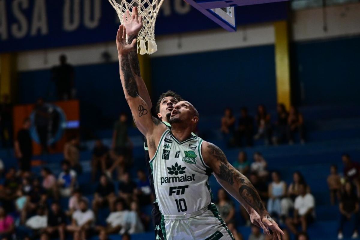 Com o resultado, o Bauru Basket cai para a 10ª colocação, com campanha de 21 vitórias e 16 derrotas