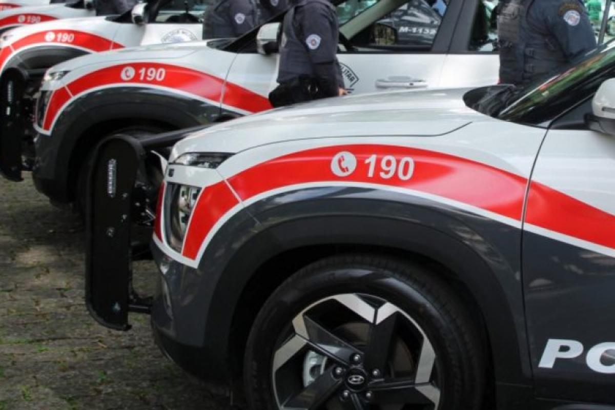 De acordo com a Polícia Militar, pelo menos sete homens participaram da ação criminosa contra um vigilante, no bairro São Bernardo. 