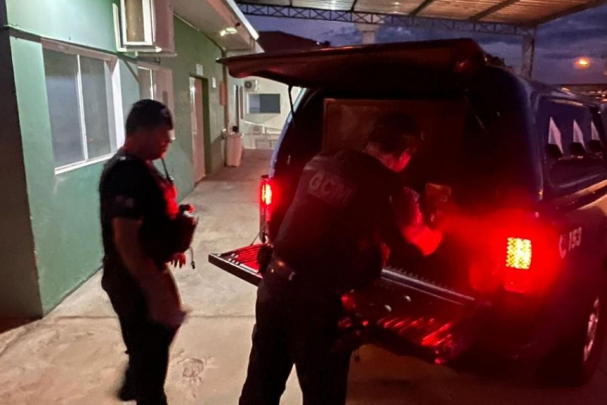 O homem foi conduzido ao Plantão Policial de Piracicaba. 