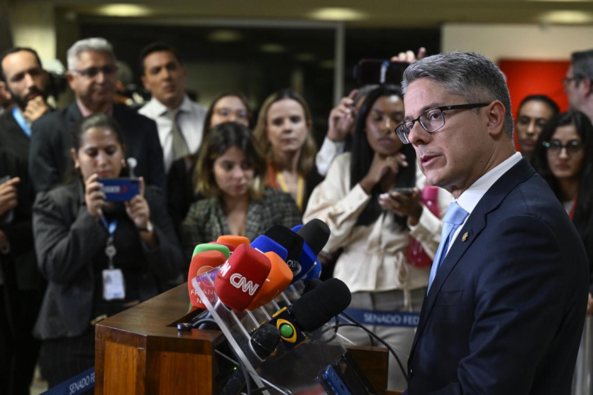 Alessandro Vieira, relator da CPI do Crime Organizado, teve relatório rejeitado